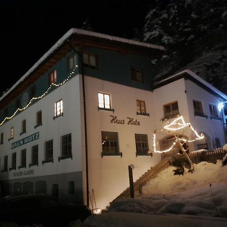 Haus Hotz Apartment Landeck Bagian luar foto