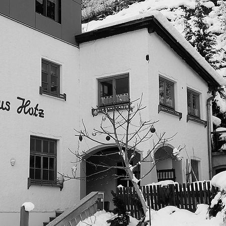 Haus Hotz Apartment Landeck Bagian luar foto