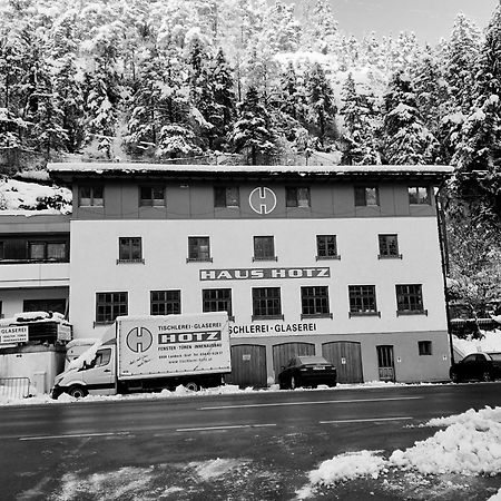 Haus Hotz Apartment Landeck Bagian luar foto