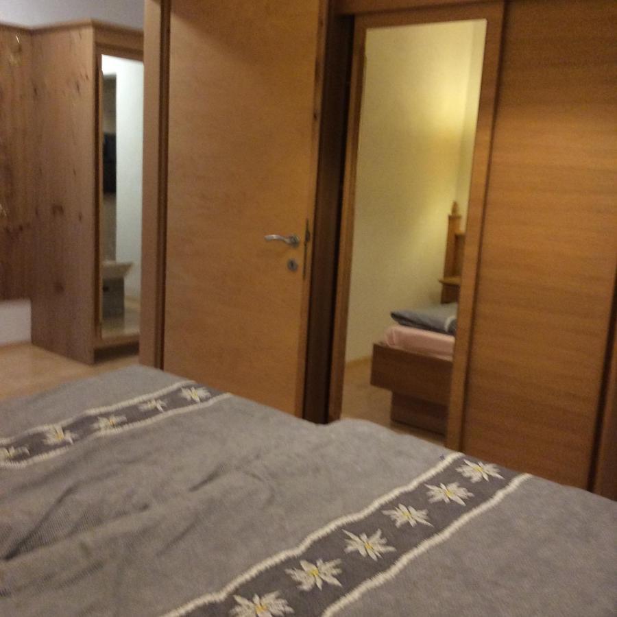 Haus Hotz Apartment Landeck Bagian luar foto