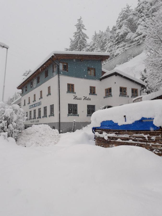 Haus Hotz Apartment Landeck Bagian luar foto